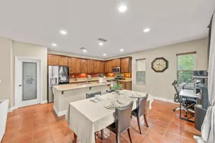 9808 Kugler Way, Elk Grove, CA 95757 - Photo 17