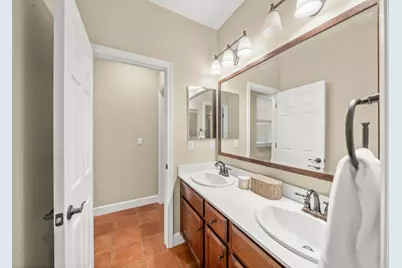 9808 Kugler Way, Elk Grove, CA 95757 - Photo 37