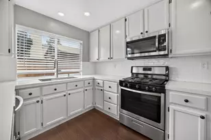 8961 Aqua Marine Ct, Elk Grove, CA 95758 - Photo 7