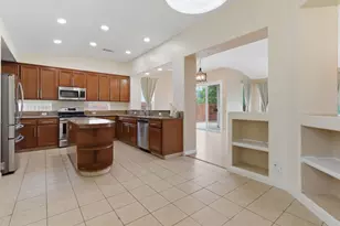 1014 Foxfire Dr, Manteca, CA 95337 - Photo 11