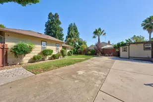 2401 St Francis Dr, Sacramento, CA 95821 - Photo 45