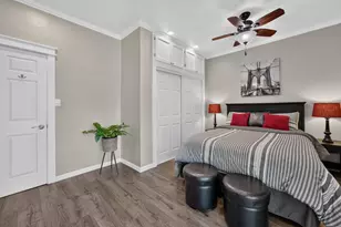 2401 St Francis Dr, Sacramento, CA 95821 - Photo 19