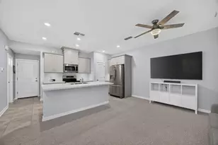 5301 E Commerce Way, Sacramento, CA 95835 - Photo 3