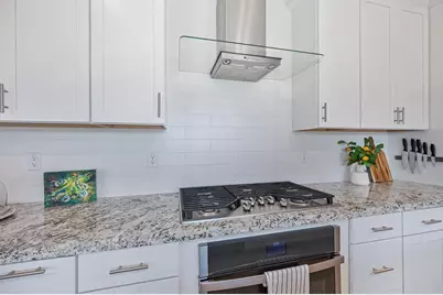 10073 Summerton Circle, Elk Grove, CA 95624 - Photo 13
