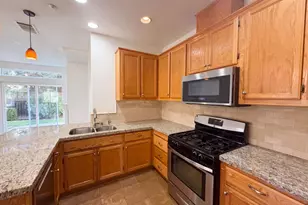 915 Wallace Dr, Woodland, CA 95776 - Photo 9