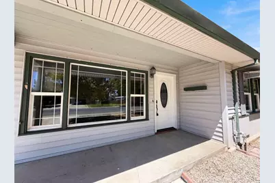 719 N Crescent Avenue, Lodi, CA 95240 - Photo 1