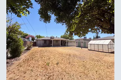 719 N Crescent Avenue, Lodi, CA 95240 - Photo 5