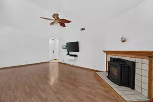 1452 Stephenson St, Linda, CA 95901 - Photo 9
