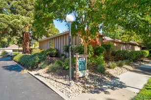 887 Commons Dr, Sacramento, CA 95825 - Photo 37