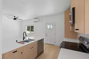 843 Carmelita Blvd, Sacramento, CA 95838 - Photo 37