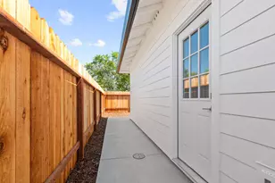 843 Carmelita Blvd, Sacramento, CA 95838 - Photo 33