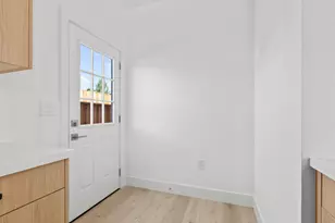 843 Carmelita Blvd, Sacramento, CA 95838 - Photo 23