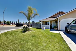 528 D St, Waterford, CA 95386 - Photo 3
