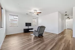 2281 Redhaven St, Linda, CA 95901 - Photo 5