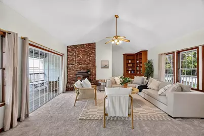 9430 Maris Lane, Elk Grove, CA 95624 - Photo 11