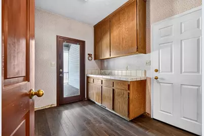 9430 Maris Lane, Elk Grove, CA 95624 - Photo 25