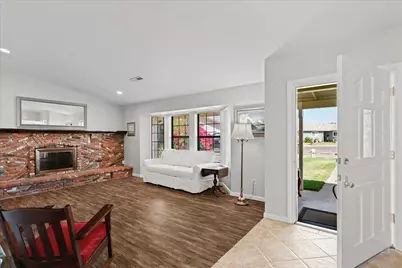 2143 Locust Court, Hughson, CA 95326 - Photo 7