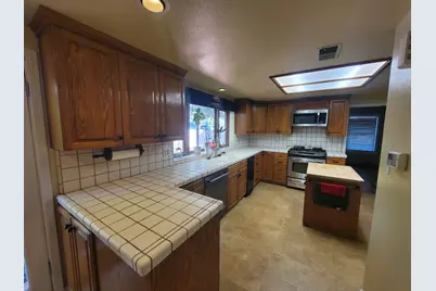 1020 Sycamore Avenue, Modesto, CA 95350 - Photo 31