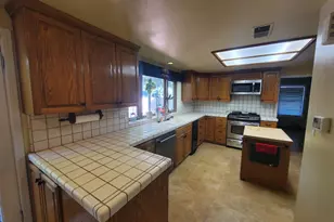1020 Sycamore Ave, Modesto, CA 95350 - Photo 31