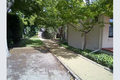 1020 Sycamore Avenue, Modesto, CA 95350 - Photo 9