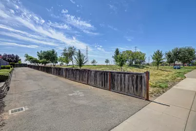 4015 Borderlands, Rancho Cordova, CA 95742 - Photo 7