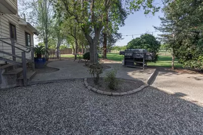 9461 Garden Highway, Yuba City, CA 95991 - Photo 15