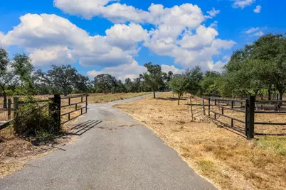 6201 Peace Springs Road, Loomis, CA 95650 - Photo 23