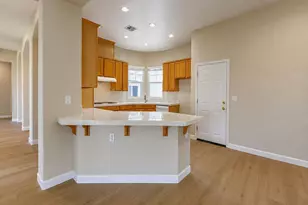 76 Portrait Ln, Patterson, CA 95363 - Photo 17