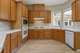 76 Portrait Ln, Patterson, CA 95363 - Photo 23