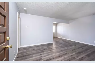 2520 Northrop Avenue, Sacramento, CA 95825 - Photo 5