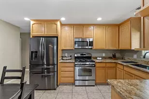 1032 Hawthorne Ave, Modesto, CA 95350 - Photo 9