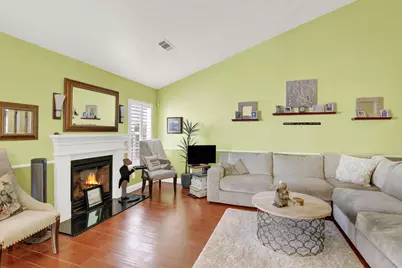 2340 St Lawrence Lane, Modesto, CA 95356 - Photo 9