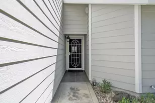2340 St Lawrence Ln, Modesto, CA 95356 - Photo 7