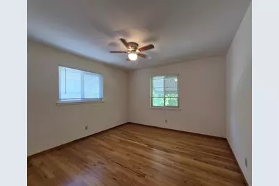 4501 Del Rio Road, Sacramento, CA 95822 - Photo 13