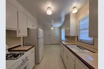 4501 Del Rio Road, Sacramento, CA 95822 - Photo 7