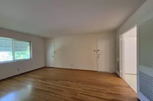 4501 Del Rio Rd, Sacramento, CA 95822 - Photo 3