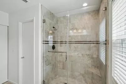 6455 Laguna Mirage Lane, Elk Grove, CA 95758 - Photo 25