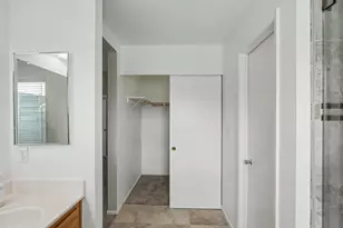 6455 Laguna Mirage Ln, Elk Grove, CA 95758 - Photo 27