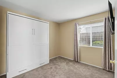 6455 Laguna Mirage Lane, Elk Grove, CA 95758 - Photo 13