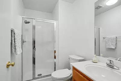 6455 Laguna Mirage Lane, Elk Grove, CA 95758 - Photo 17