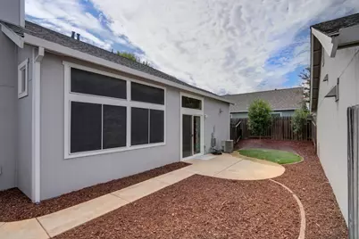 6455 Laguna Mirage Lane, Elk Grove, CA 95758 - Photo 33