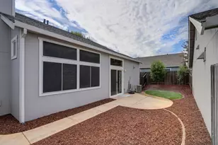6455 Laguna Mirage Ln, Elk Grove, CA 95758 - Photo 33