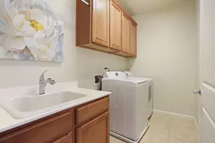 10547 Seahorn Dr, Stockton, CA 95219 - Photo 29