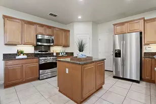 10547 Seahorn Dr, Stockton, CA 95219 - Photo 19