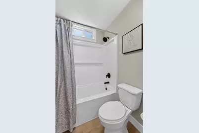 2296 Grove Avenue, Sacramento, CA 95815 - Photo 19