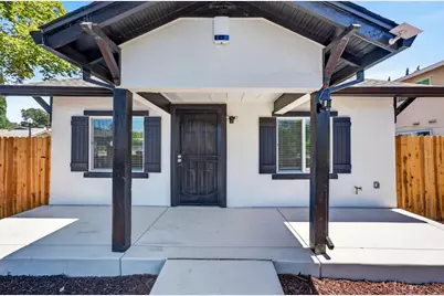 2296 Grove Avenue, Sacramento, CA 95815 - Photo 3