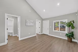 2296 Grove Ave, Sacramento, CA 95815 - Photo 7