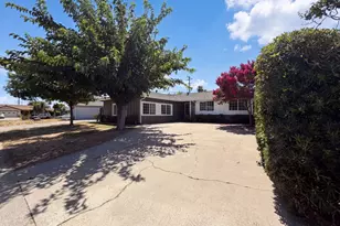 7007 Ursa Pkwy, Sacramento, CA 95823 - Photo 33