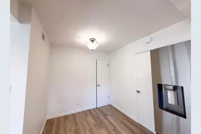 7007 Ursa Parkway, Sacramento, CA 95823 - Photo 13