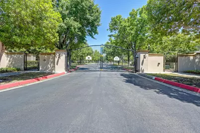 121 Perzaul, Sacramento, CA 95835 - Photo 37